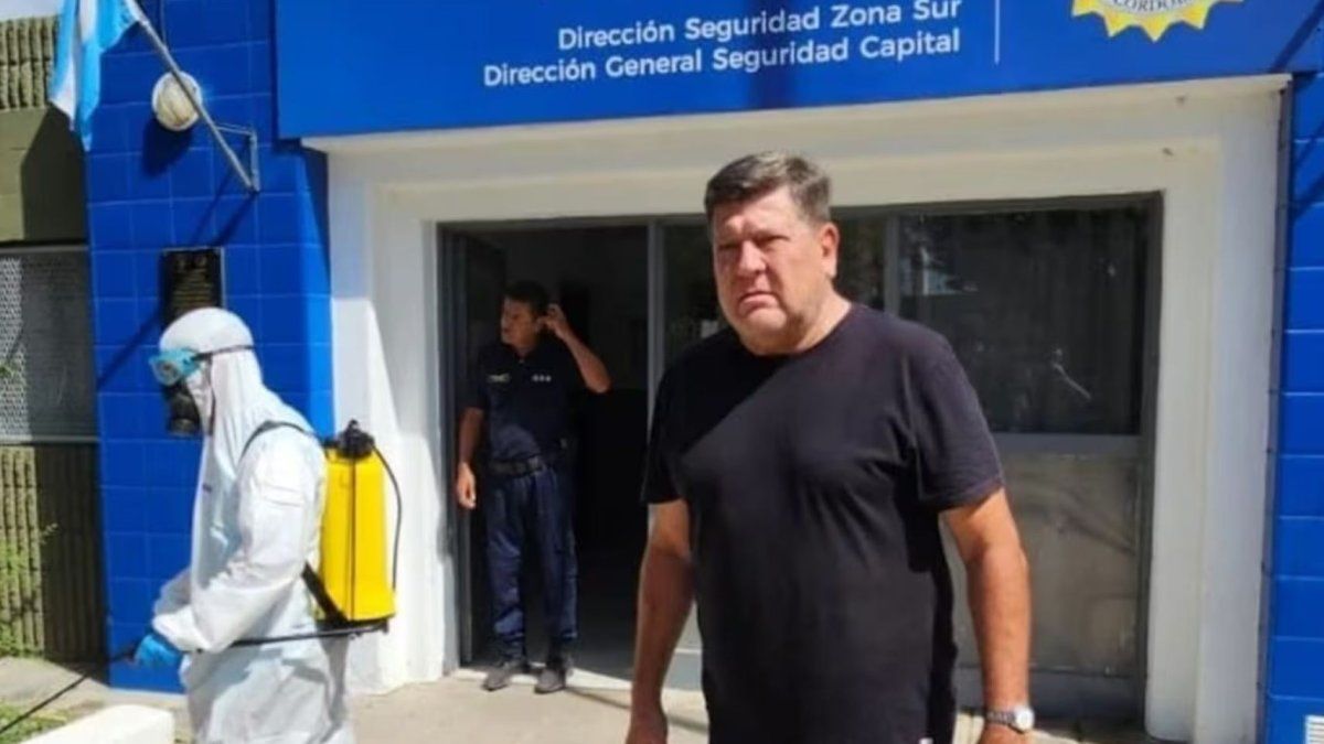 Córdoba: detuvieron a un funcionario municipal por robarse una bondiola y jamón crudo