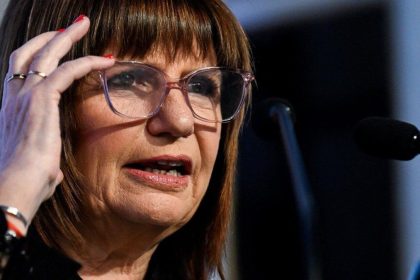 Patricia Bullrich negó haber autorizado la visita a represores: su argumento