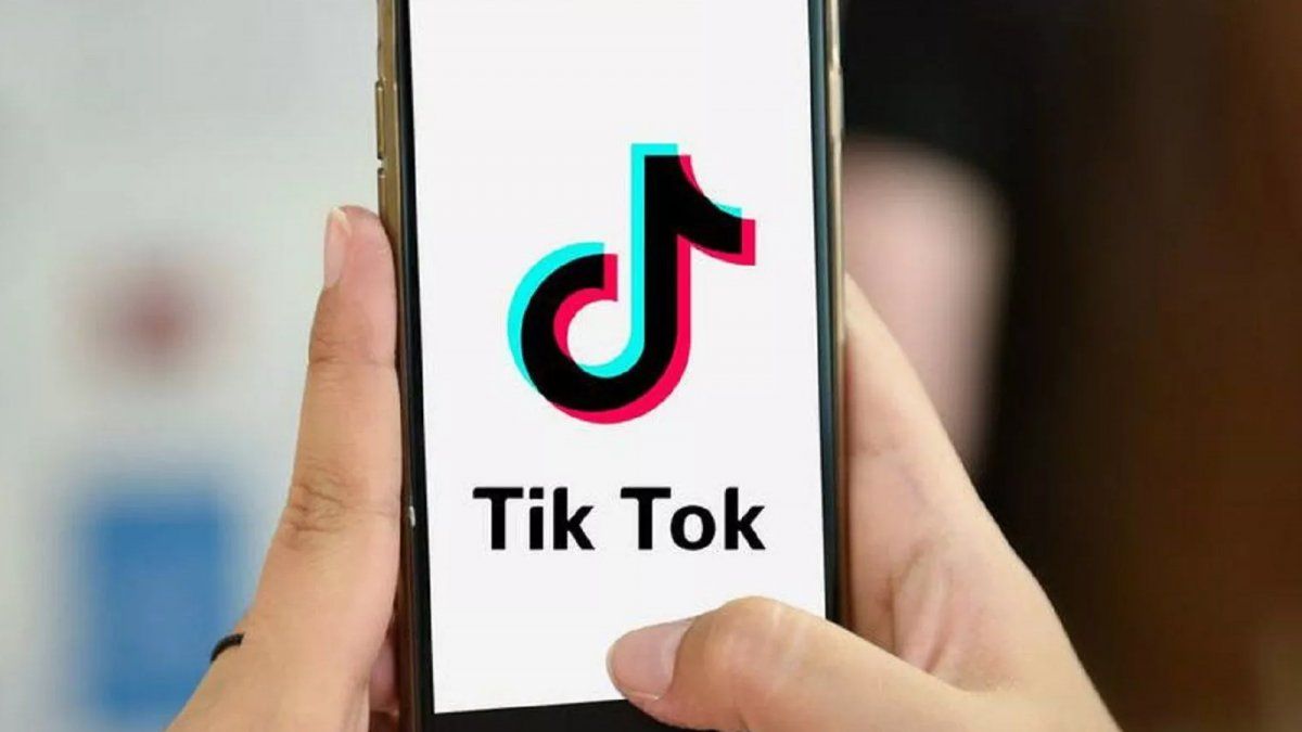 Cómo hacer un dueto en TikTok, la red social del momento