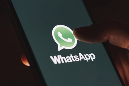 Cómo evitar la estafa de la quinta dosis que circula por WhatsApp