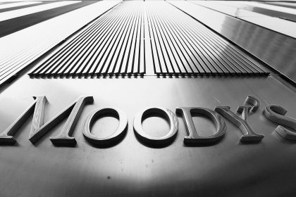 Moody’s mejora la perspectiva de Argentina