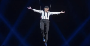 Alberto Cormillot cumplió un sueño: debutó en el circo a los 86 años
