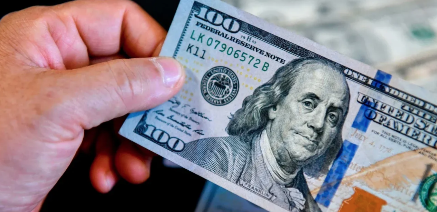 El dólar blue cerró estable en torno a los $1.340