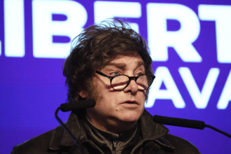 Milei canceló su viaje a España tras la derrota electoral en Buenos Aires