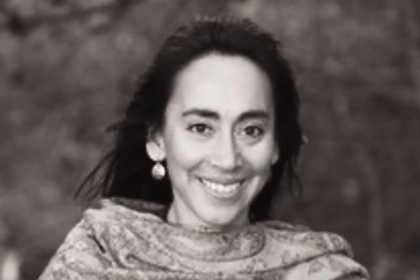 Escritora holística Olga Romero premiada en Miami