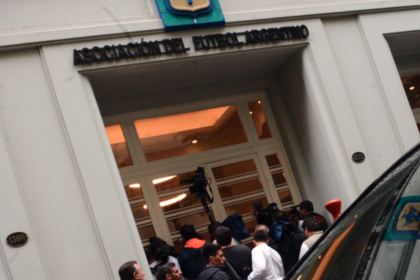 Escándalo en el fútbol: allanamientos en la AFA y varios clubes